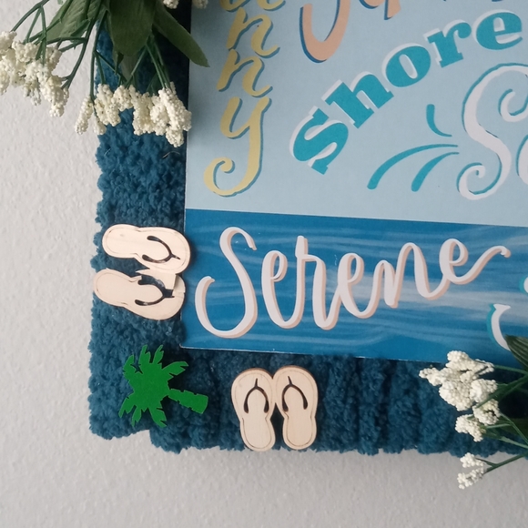 Summertime Wreath - Picture 6 of 7